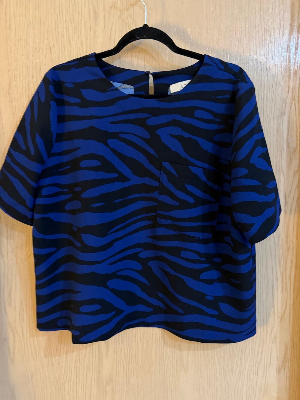 LOFT Blue Black Zebra Print Boxy Top Size L Short Sleeve Pocket
